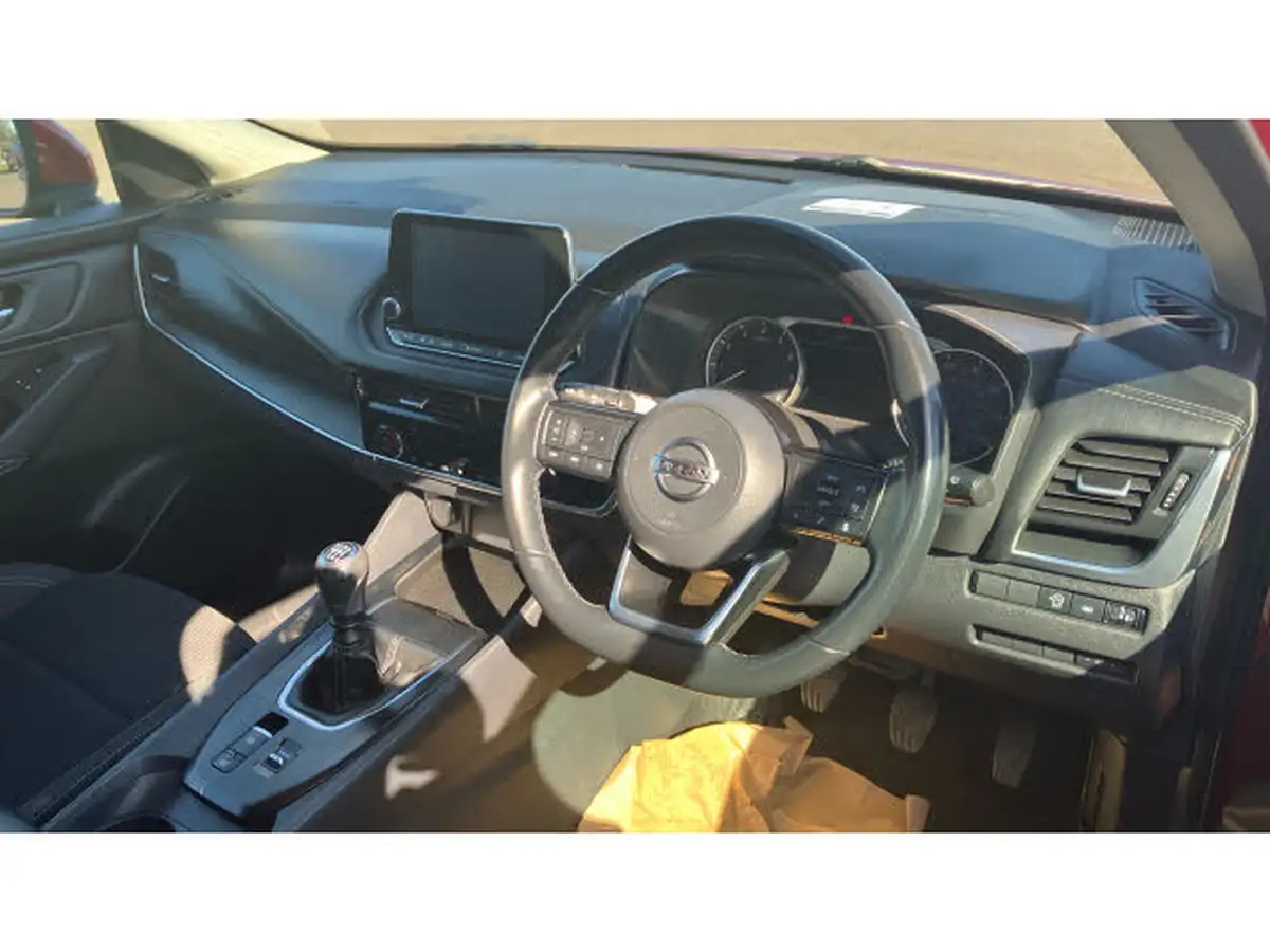 2022-nissan-qashqai-13-dig-t-acenta-premium-140ps-big-10