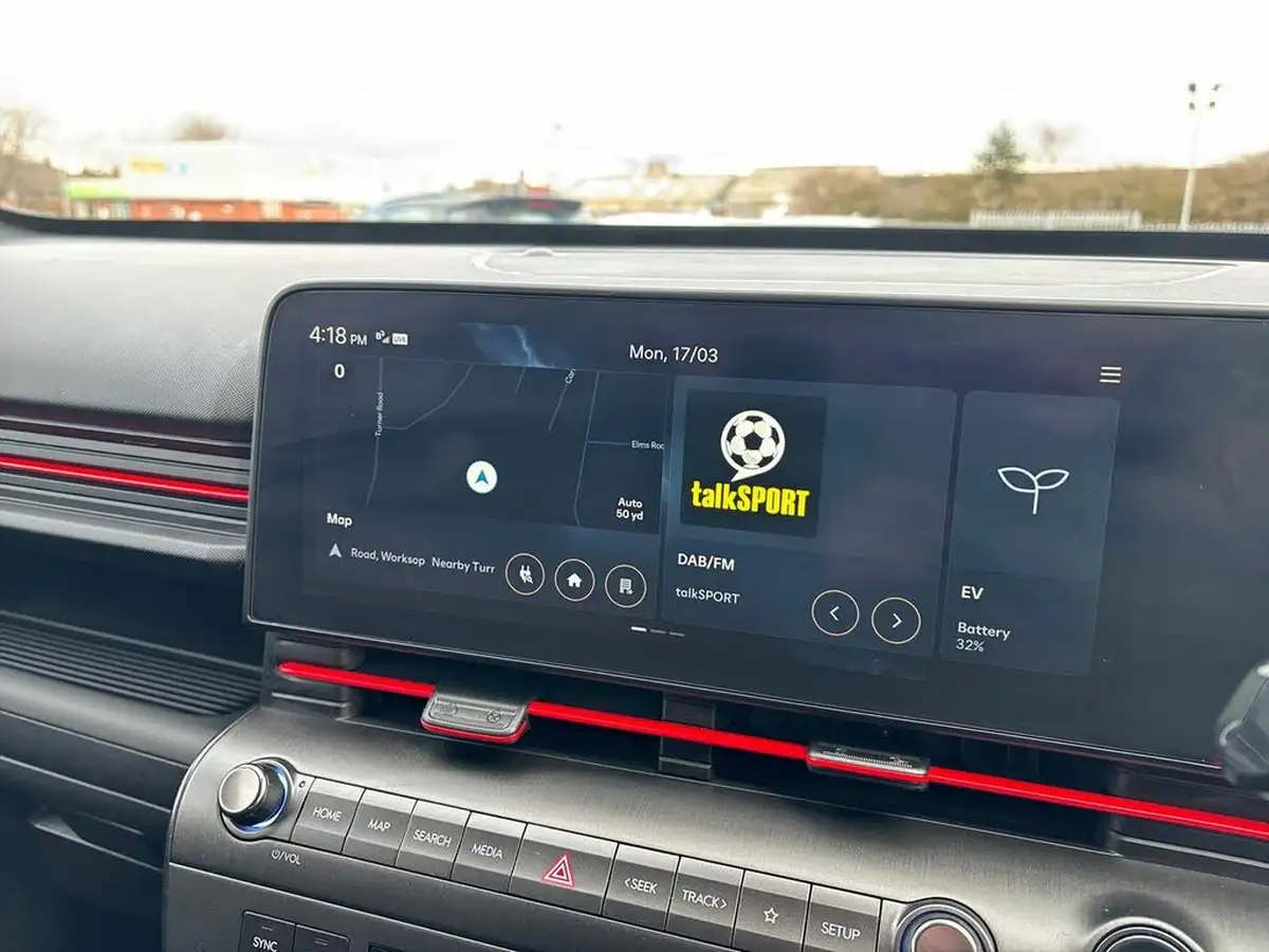 2024-hyundai-kona-e-n-line-s-big-9