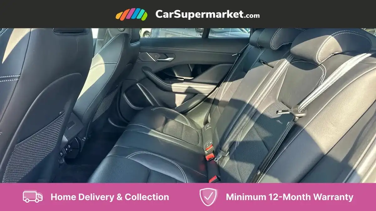 2022-jaguar-i-pace-ev400-black-big-15