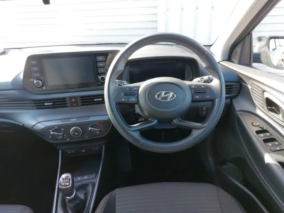 2022-hyundai-i20-10-t-gdi-se-connect-eclutch-imt-big-6