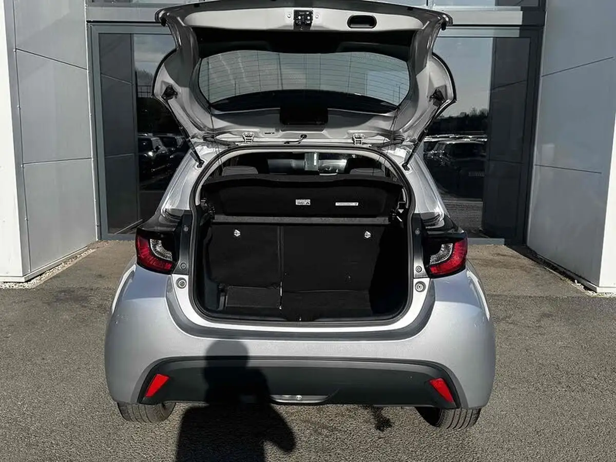 2022-toyota-yaris-15-vvt-i-icon-big-15