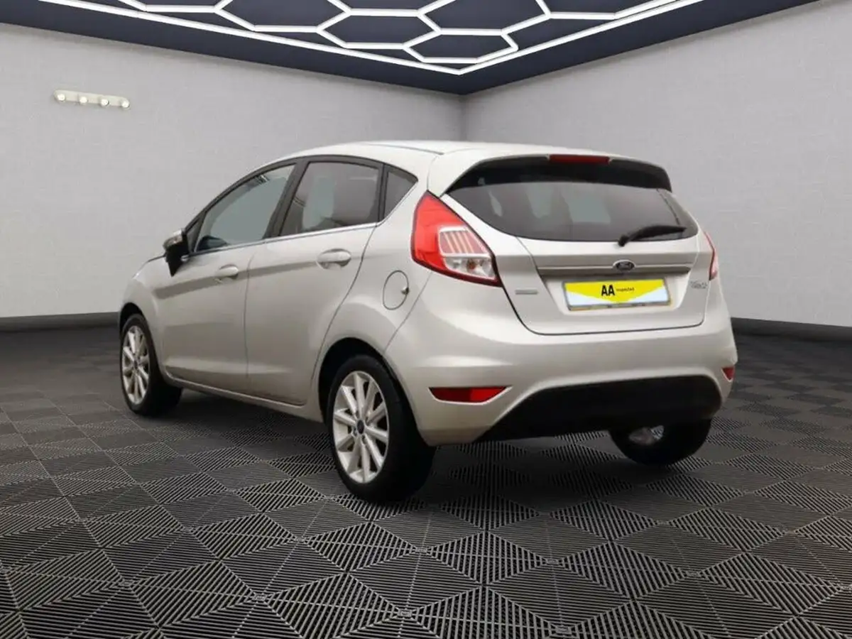 2017-ford-fiesta-10t-titanium-100ps-ecoboost-ss-5d-big-3