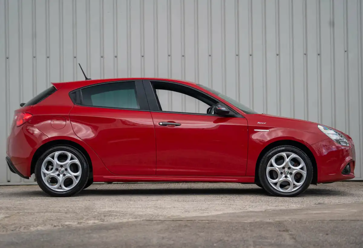 2015-alfa-romeo-giulietta-14-tb-sprint-big-31