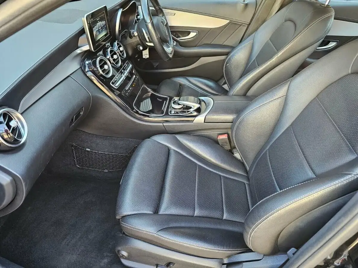2015-mercedes-benz-c-class-21d-c220d-amg-line-170ps-ss-saloon-4d-auto-big-26