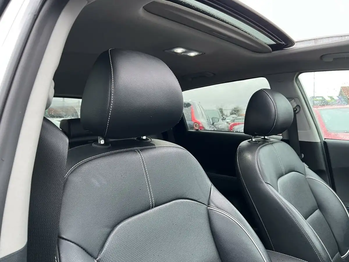 2020-kia-e-niro-ev-4-big-49