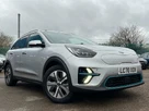 2020-kia-e-niro-ev-4-small-60