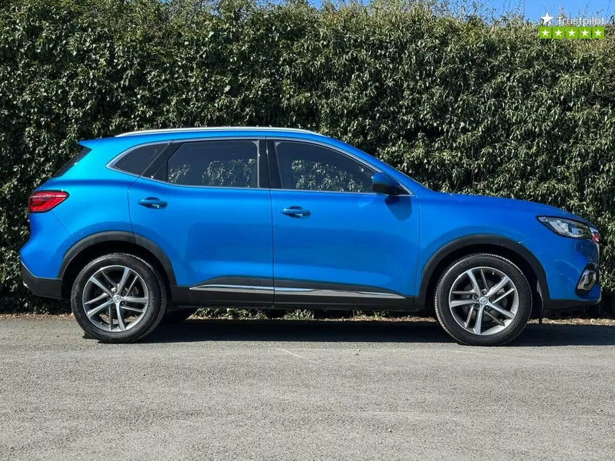 2020-mg-hs-15t-gdi-exclusive-162ps-big-2