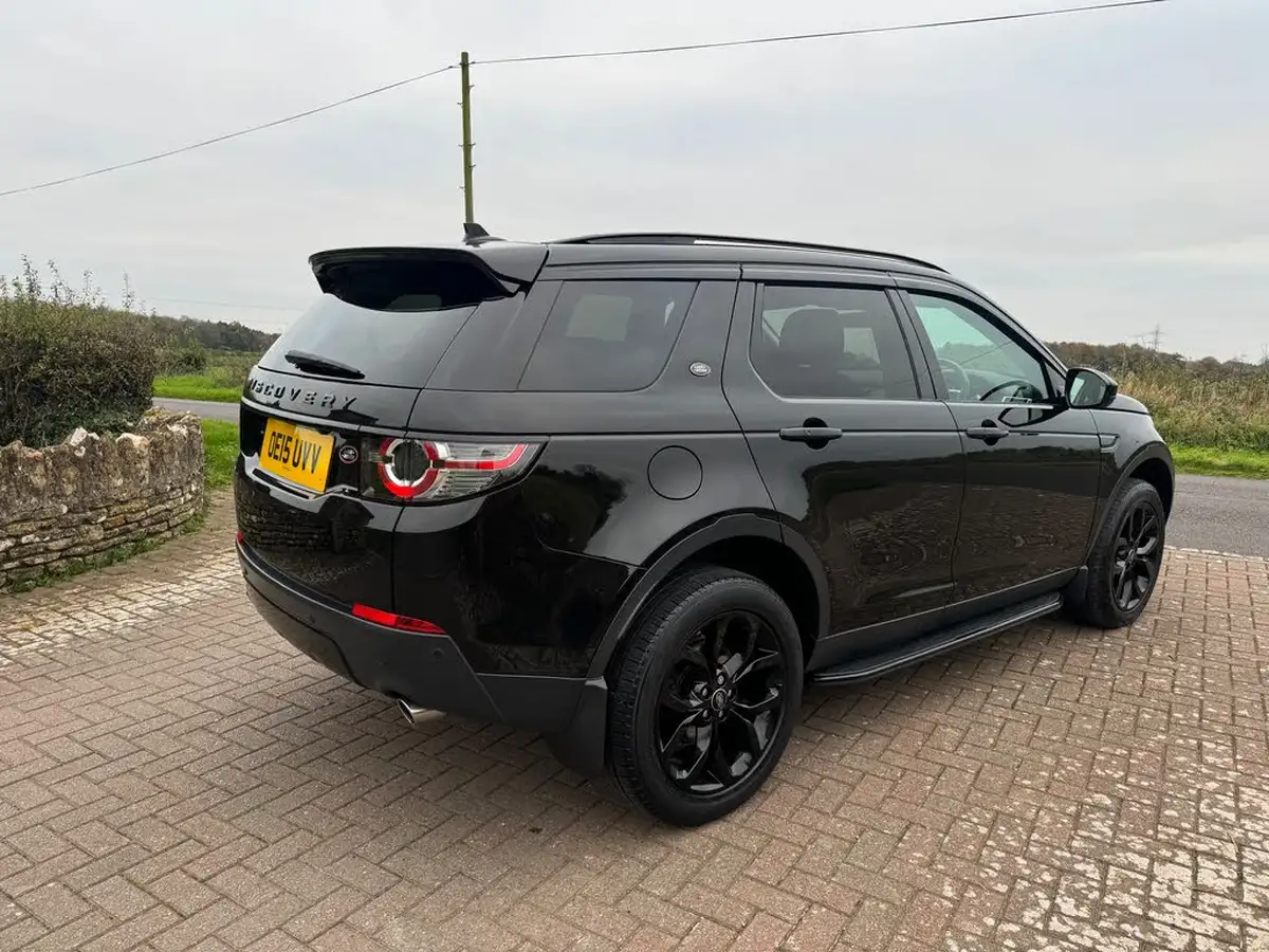 2015-land-rover-discovery-sport-22td-hse-awd-auto-big-2