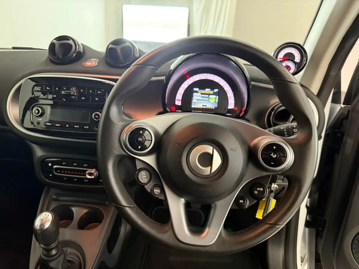 2017-smart-fortwo-09-prime-90bhp-ss-coupe-big-20