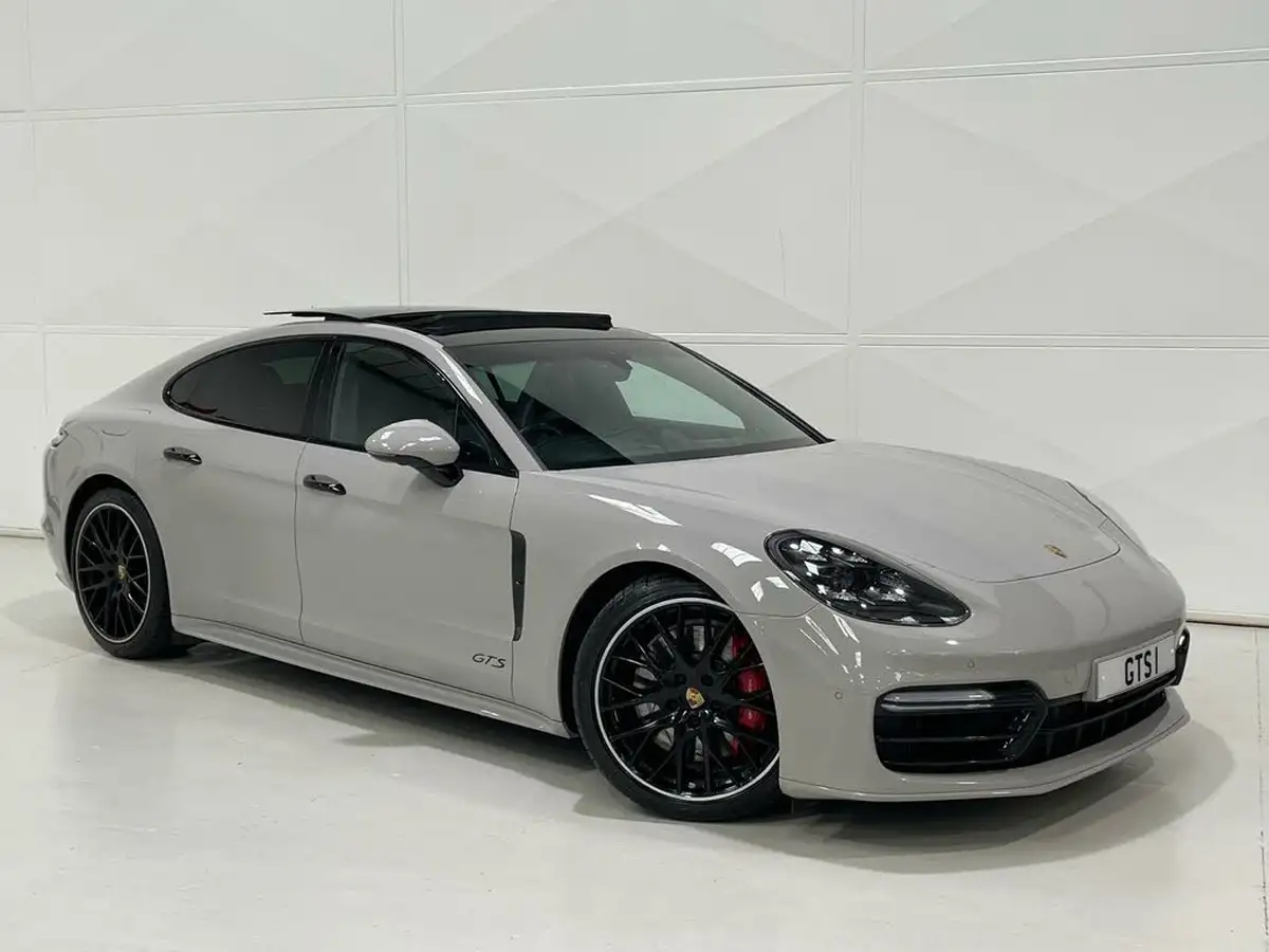 2019-porsche-panamera-40-v8-gts-hatchback-big-58