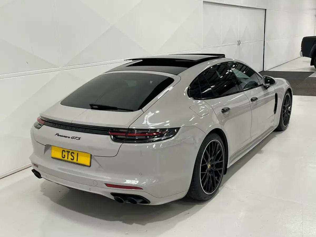 2019-porsche-panamera-40-v8-gts-hatchback-big-42