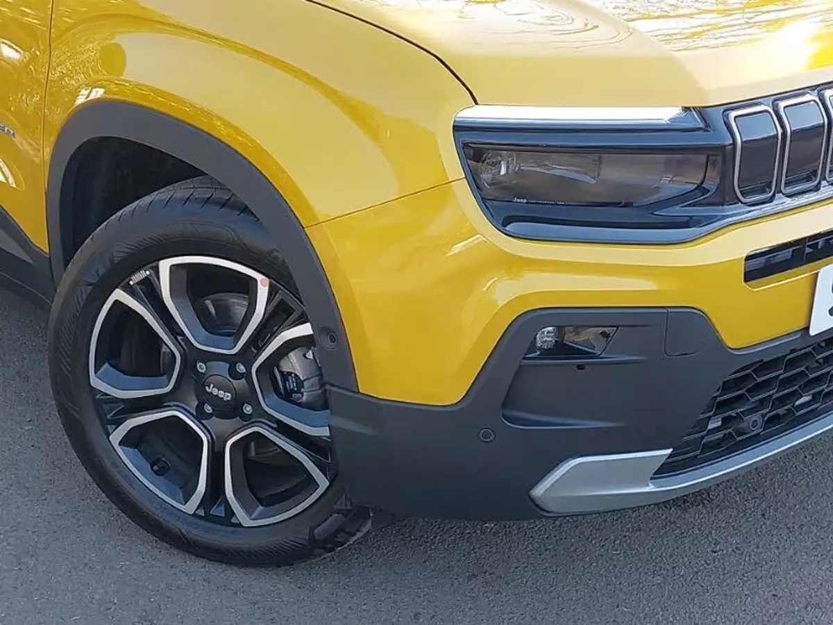 2025-jeep-avenger-12-gse-summit-e-hybrid-48v-auto-big-8