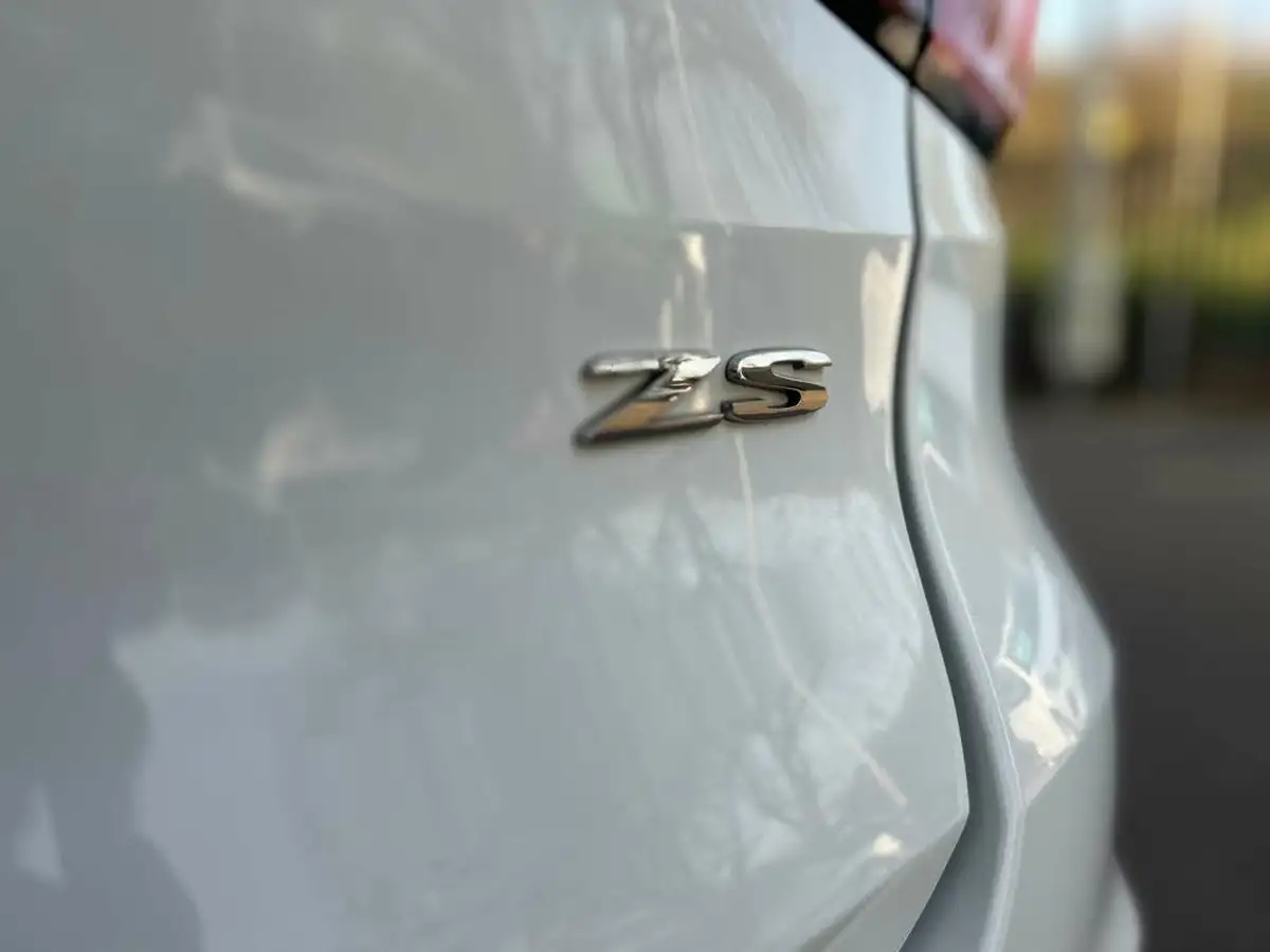 2019-mg-zs-suv-15-vti-tech-exclusive-105bhp-big-11