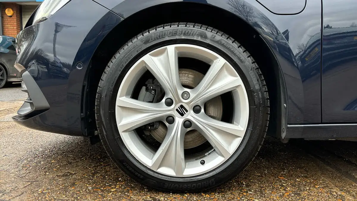 2021-seat-leon-14-e-hybrid-fr-estate-big-14