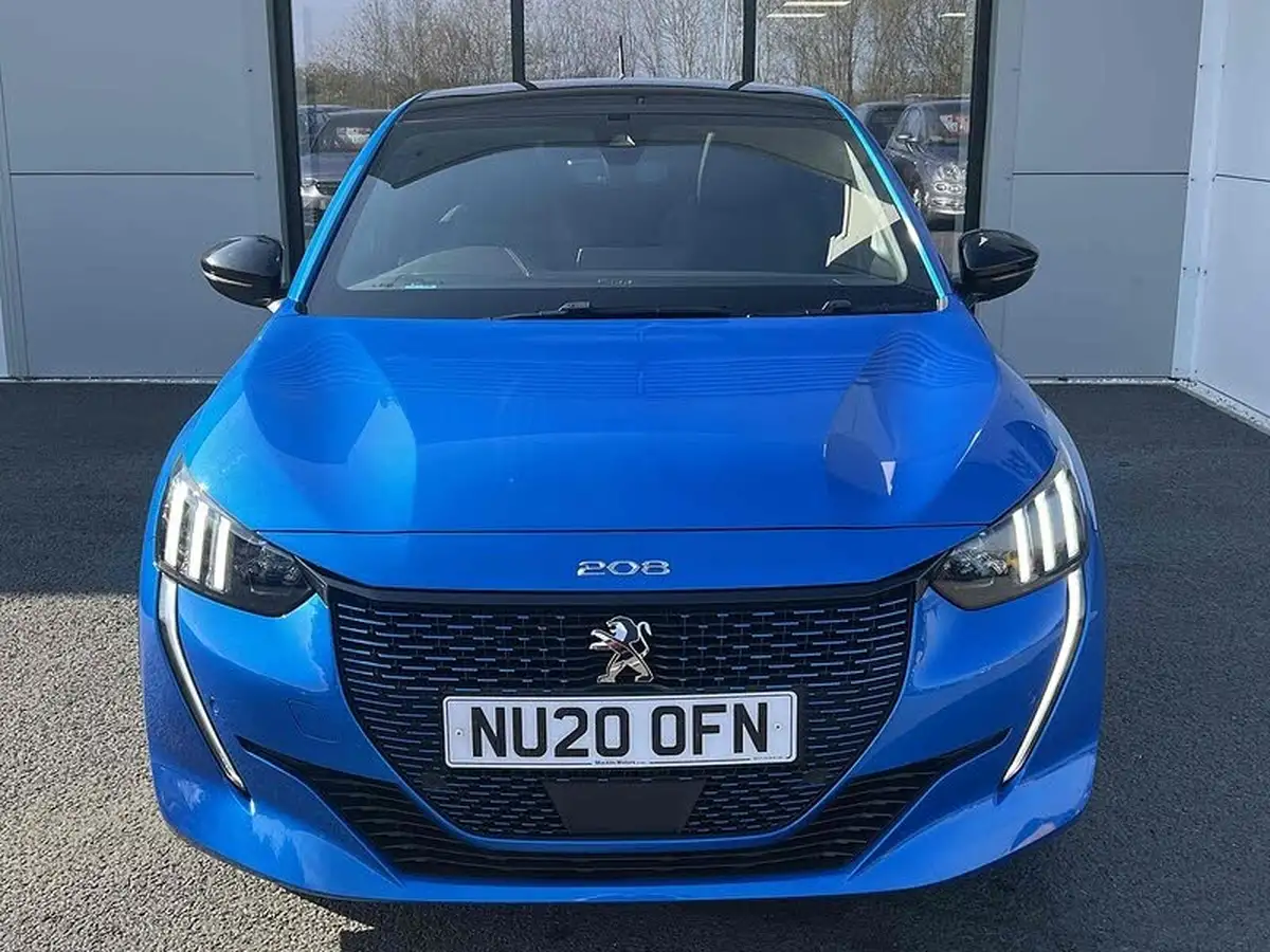 2020-peugeot-208-e-gt-line-big-1