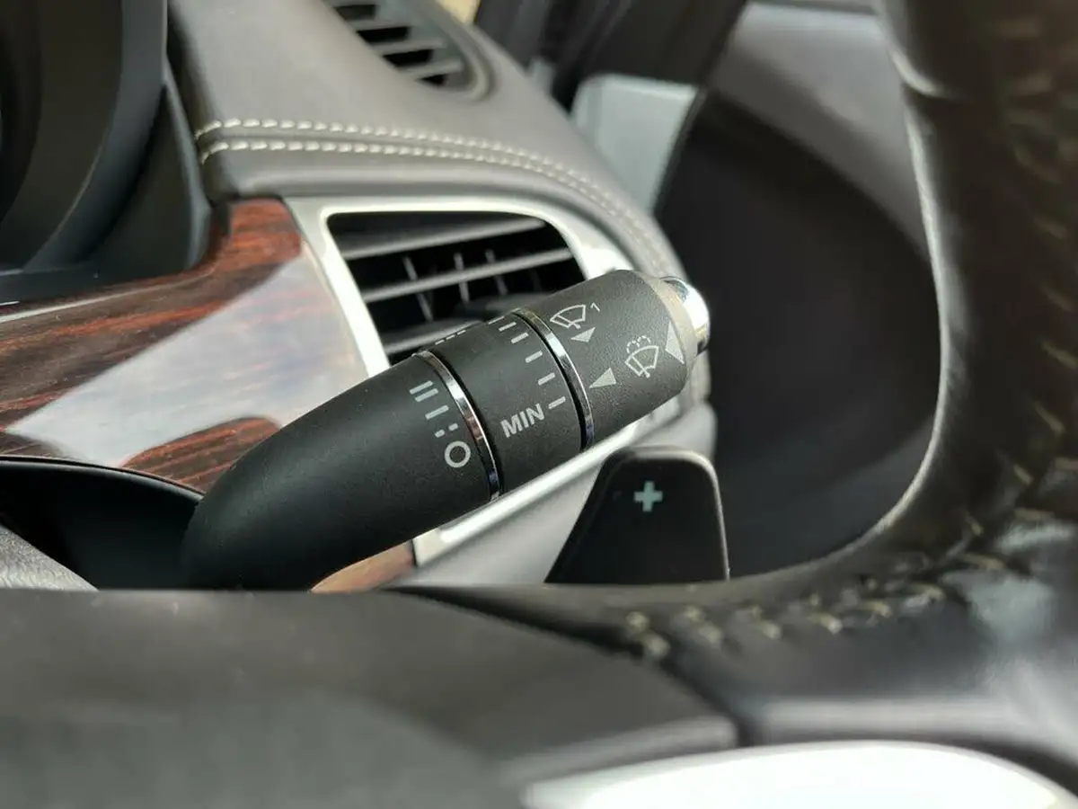 2013-jaguar-xk-50-portfolio-coupe-big-16
