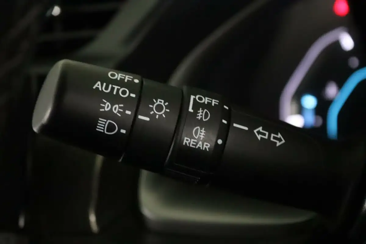 2019-honda-civic-10-vtec-turbo-ex-ss-hatchback-5d-big-21
