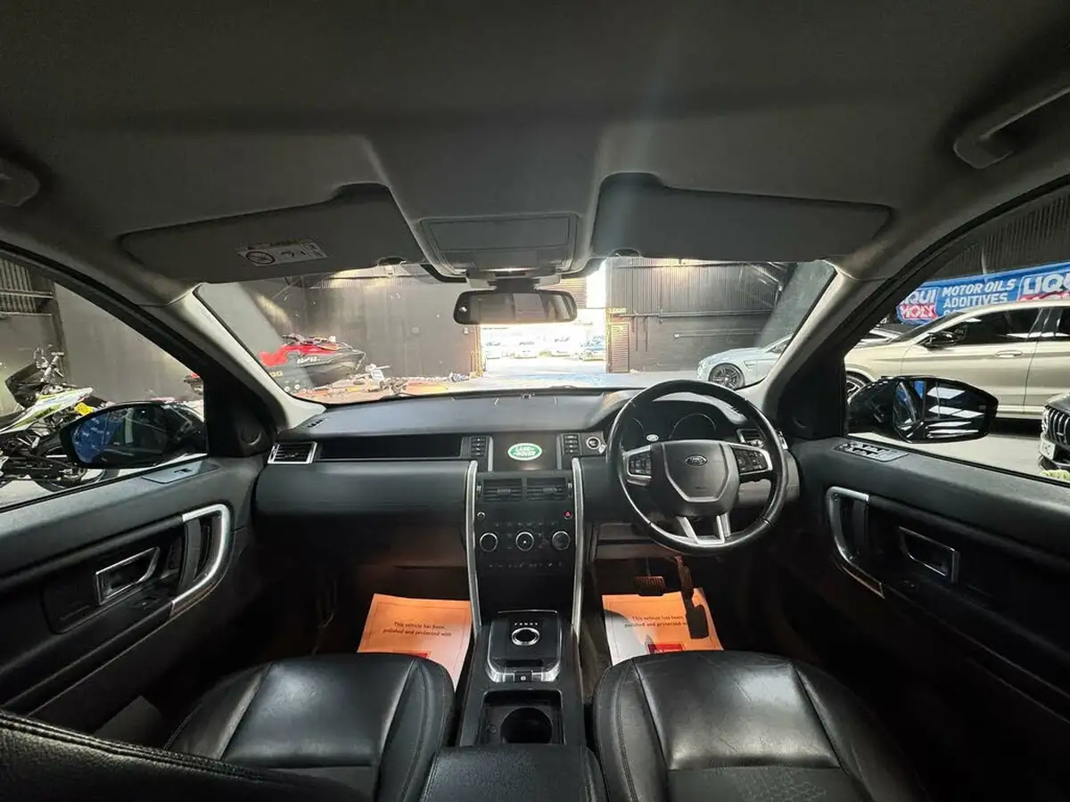 2015-land-rover-discovery-sport-20td4-se-tech-180ps-auto-big-15