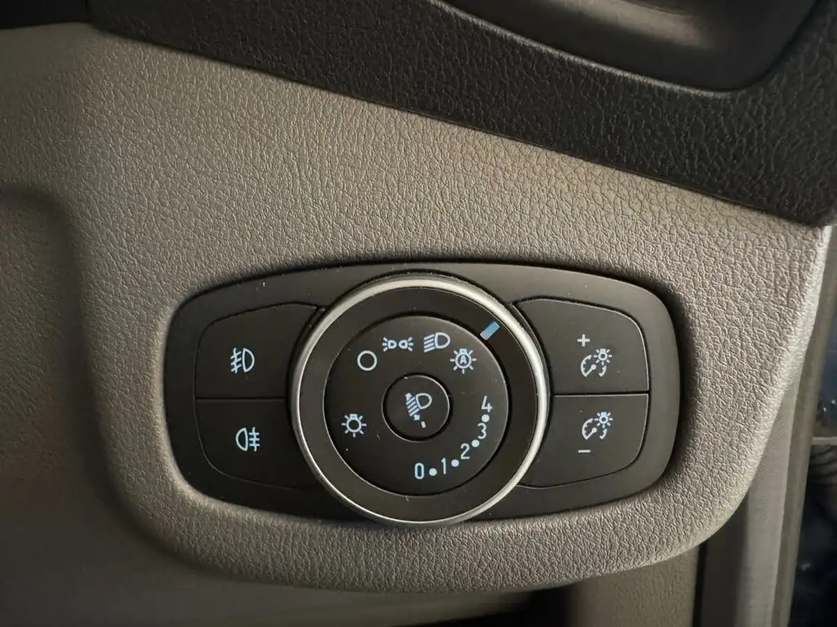 2020-ford-grand-tourneo-connect-15-titanium-powershift-big-26
