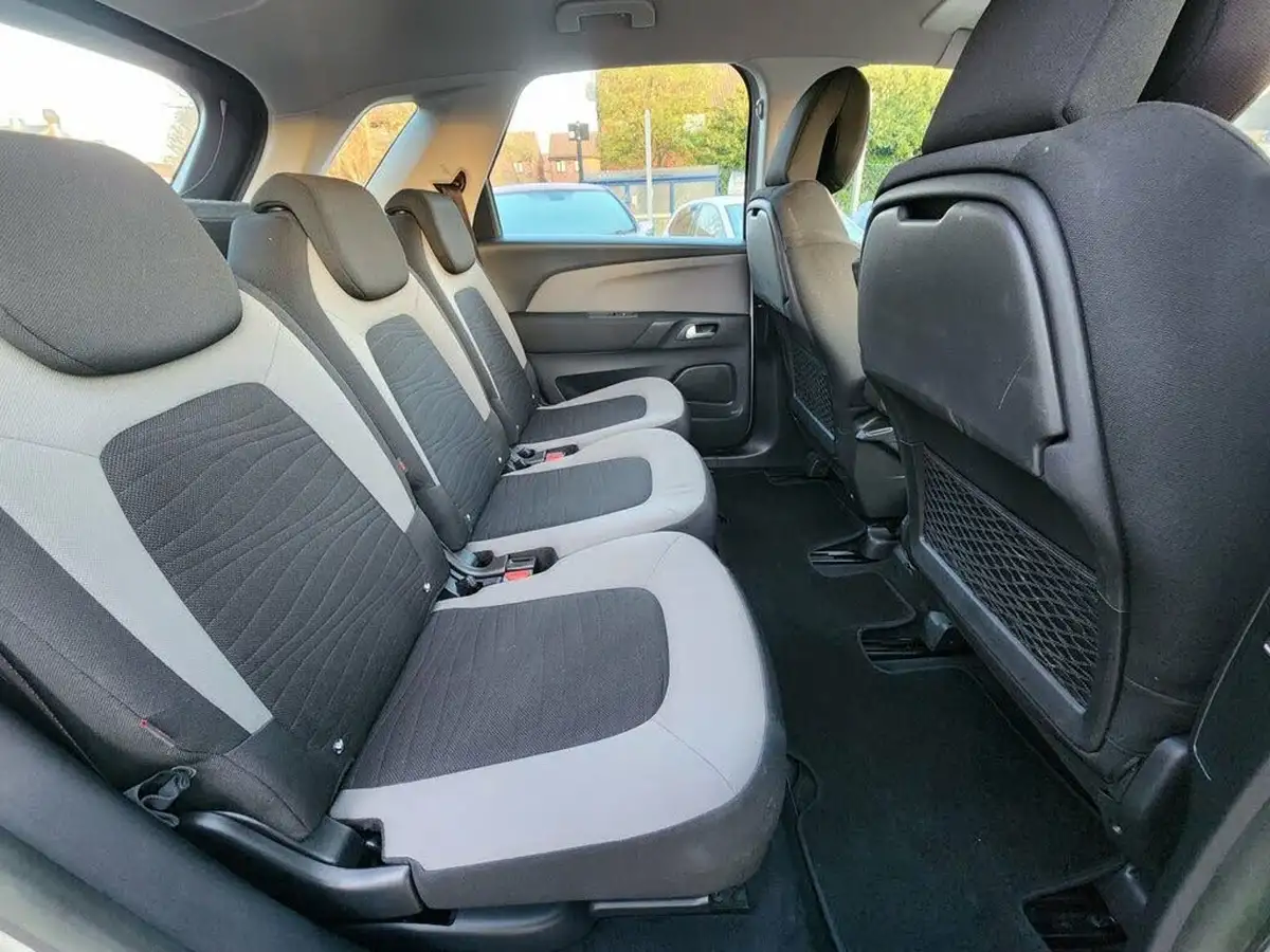 2014-citroen-c4-picasso-16e-hdi-vtr-90ps-etg6-big-18