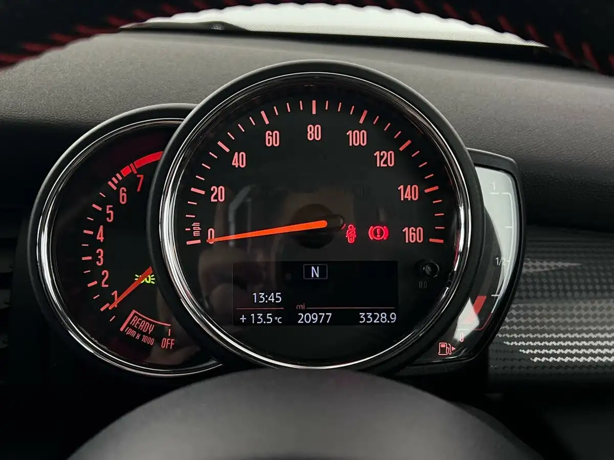 2019-mini-cooper-15-cooper-sport-hatchback-3d-big-16