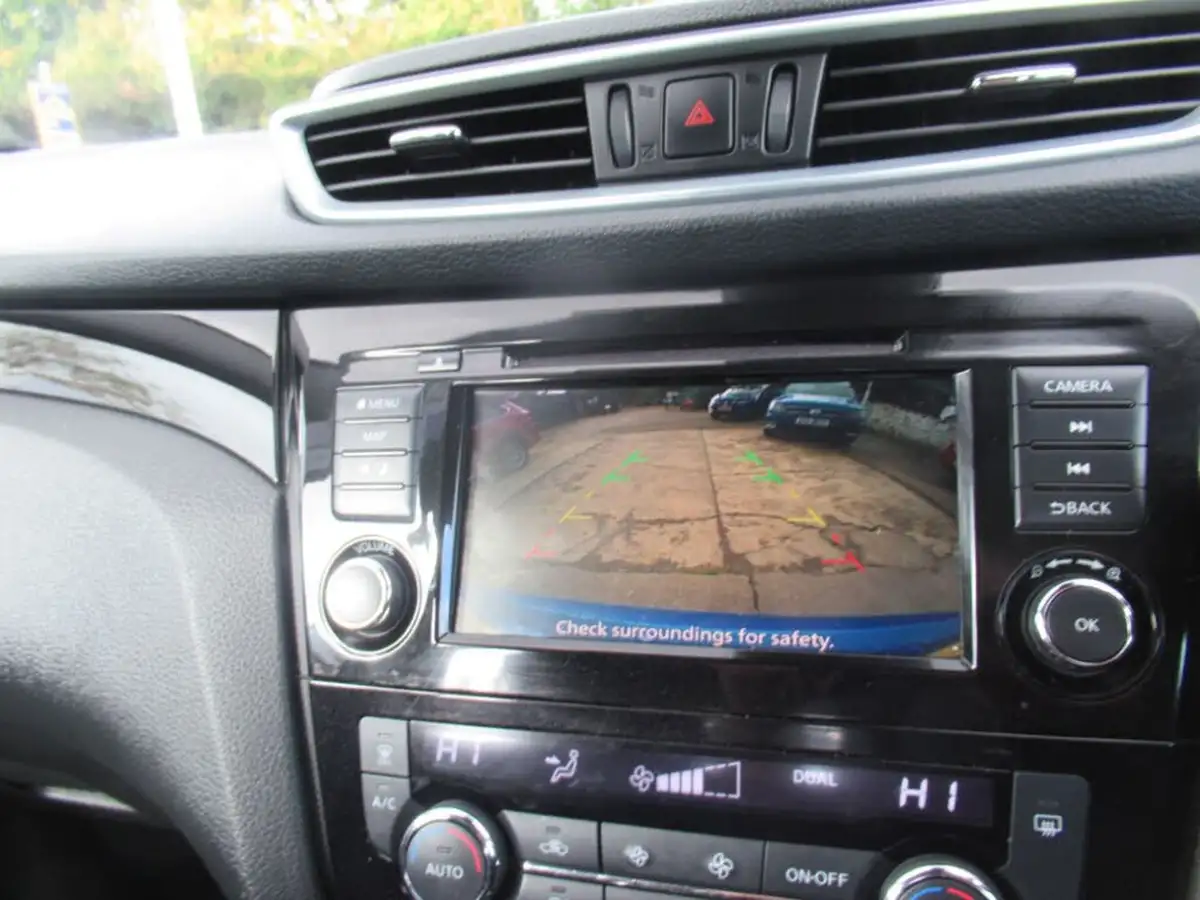 2020-nissan-qashqai-13-dig-t-acenta-premium-140ps-big-14