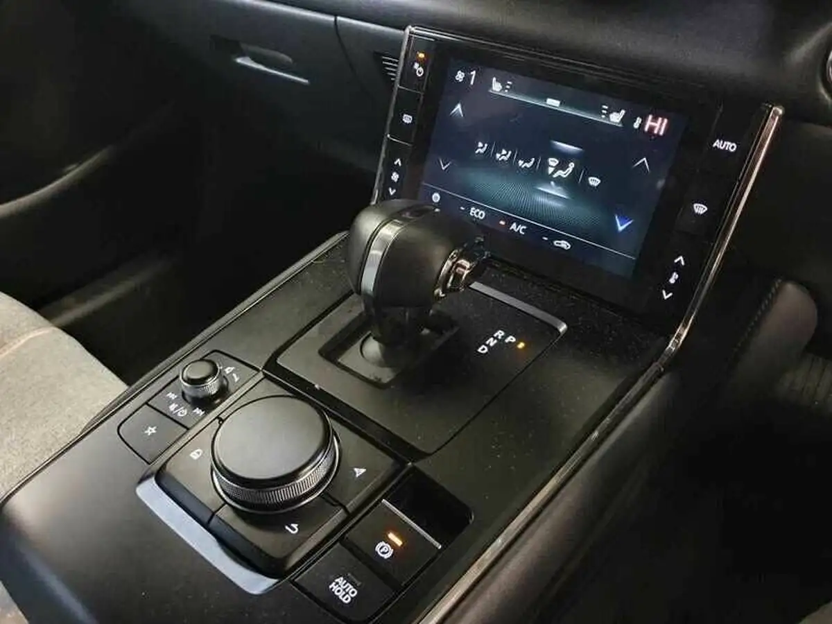 2021-mazda-mx-30-e-first-edition-big-14