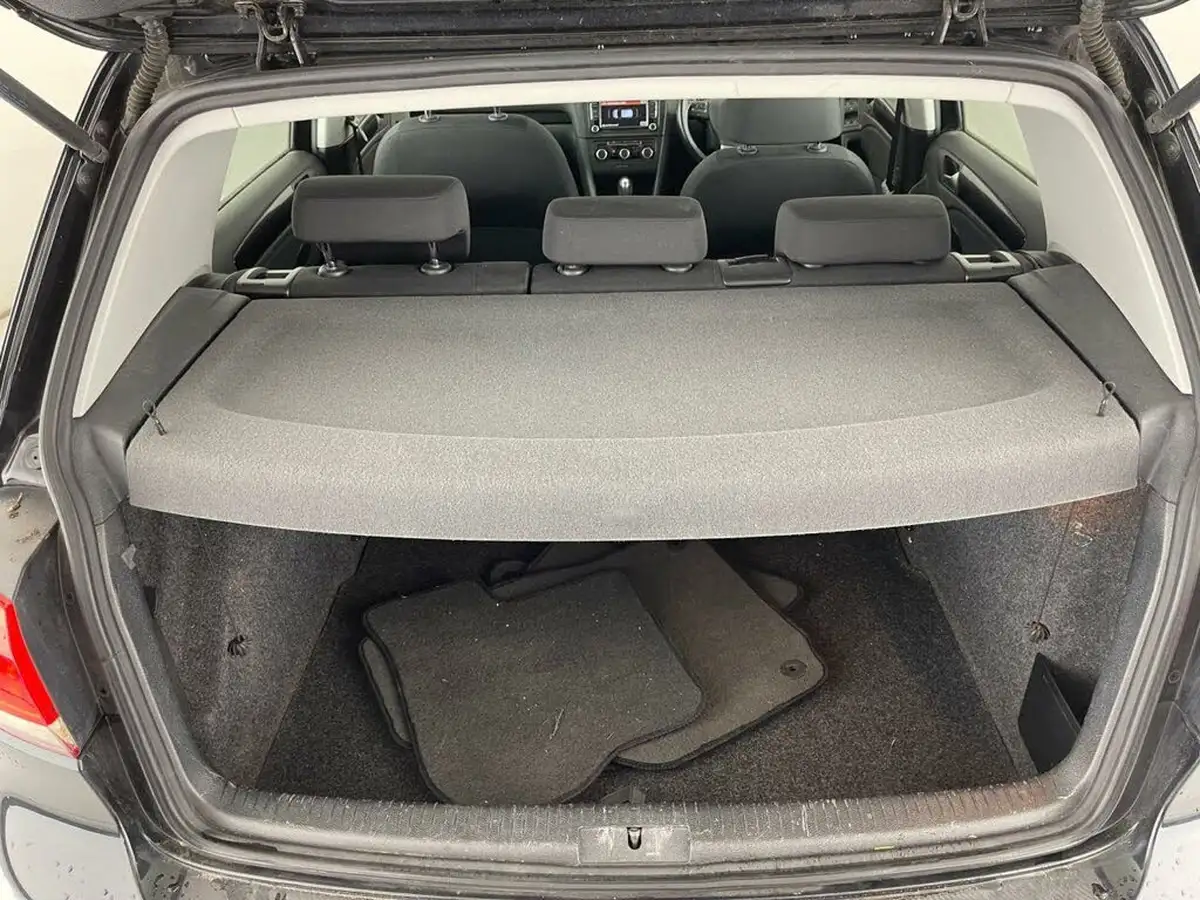 2012-volkswagen-golf-16td-match-5d-dsg-big-6