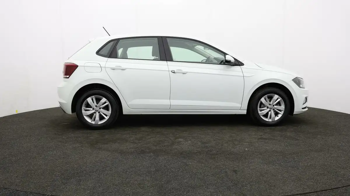 2018-volkswagen-polo-10-tsi-se-big-30