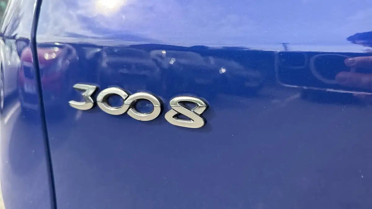 2020-peugeot-3008-suv-12-puretech-gt-line-premium-big-25
