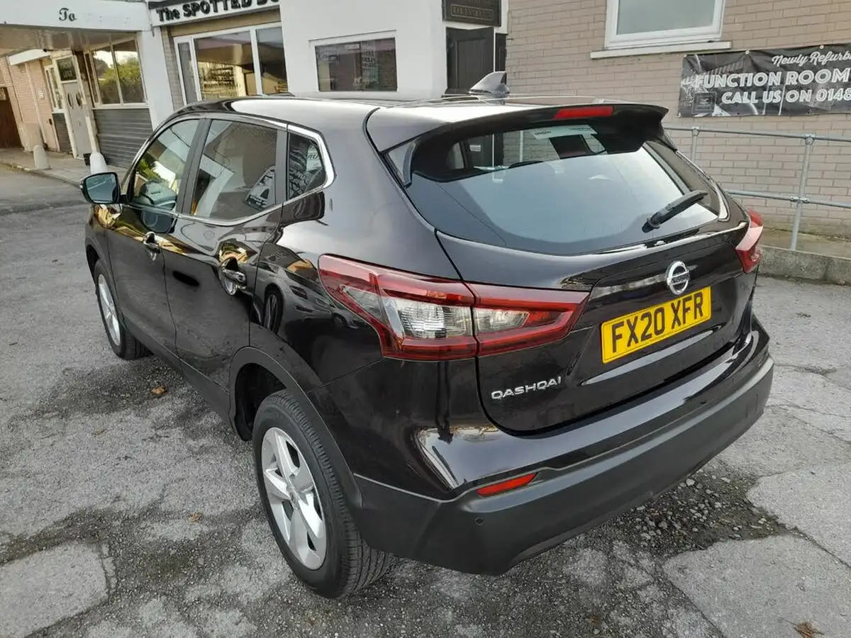 2020-nissan-qashqai-15dci-acenta-premium-big-3