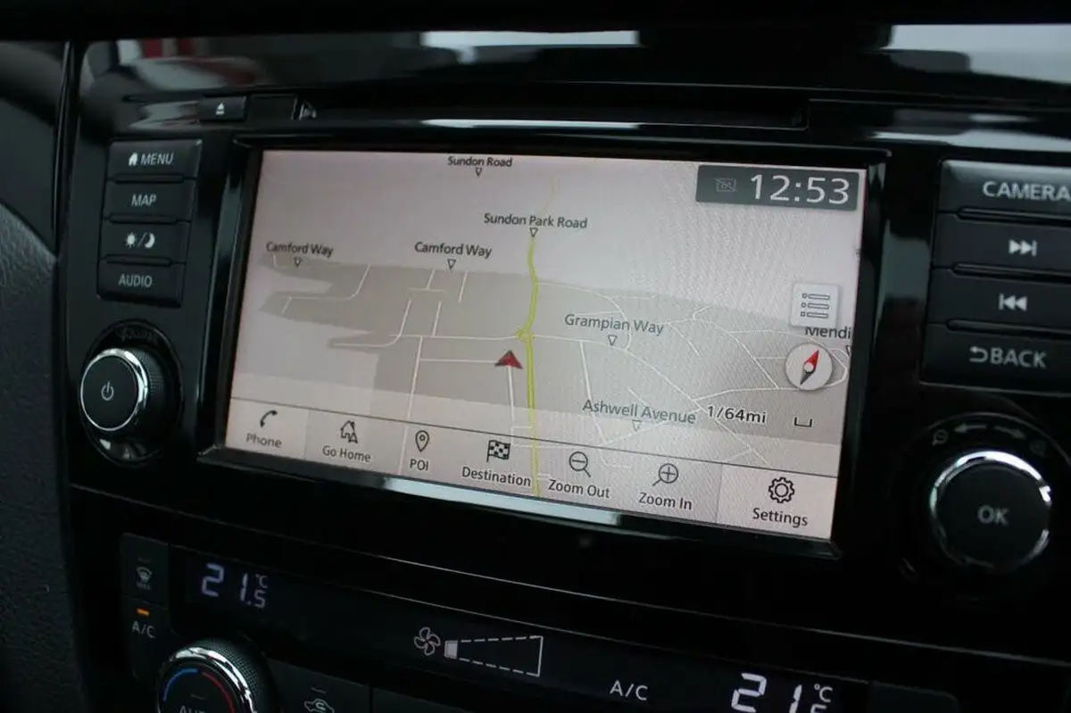 2021-nissan-qashqai-13-dig-t-n-connecta-158ps-xtronic-big-11