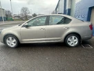 2015-skoda-octavia-16tdi-se-105ps-hatchback-small-10