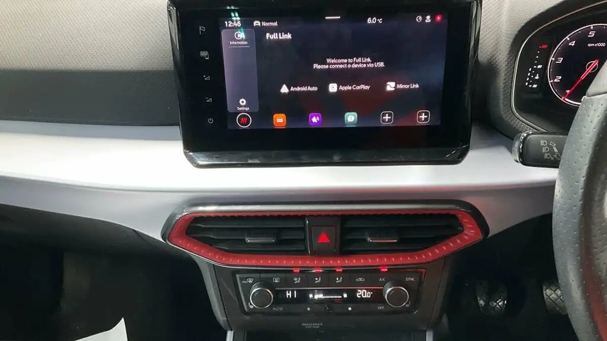 2022-seat-arona-10-tsi-fr-sport-big-4