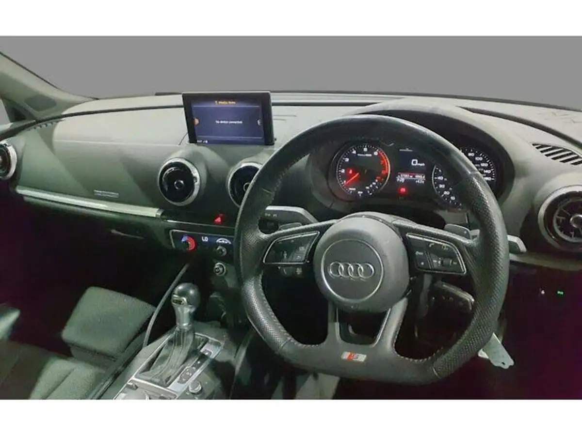 2018-audi-a3-15-tfsi-s-line-sportback-5d-tronic-big-3