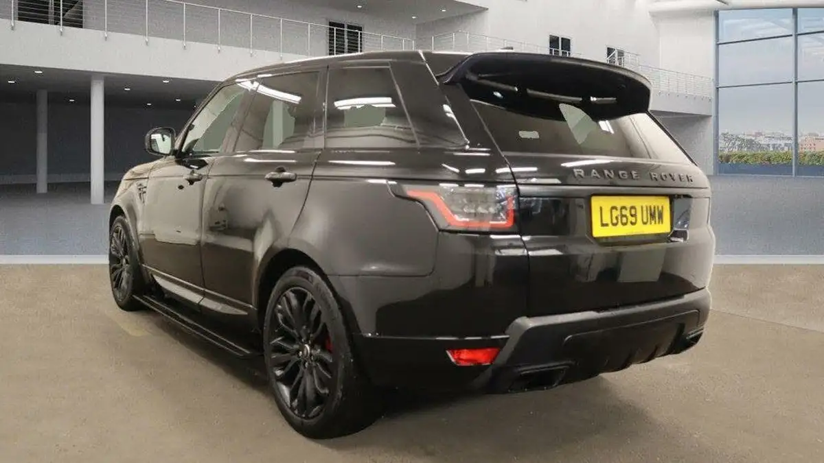 2019-land-rover-range-rover-sport-30-sdv6-hse-big-6