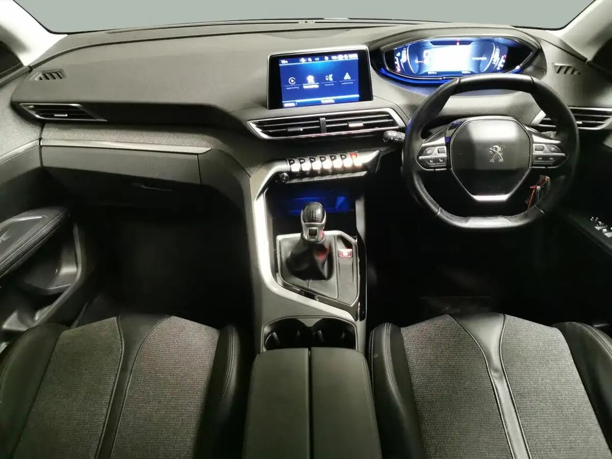 2019-peugeot-5008-suv-12-puretech-allure-big-6