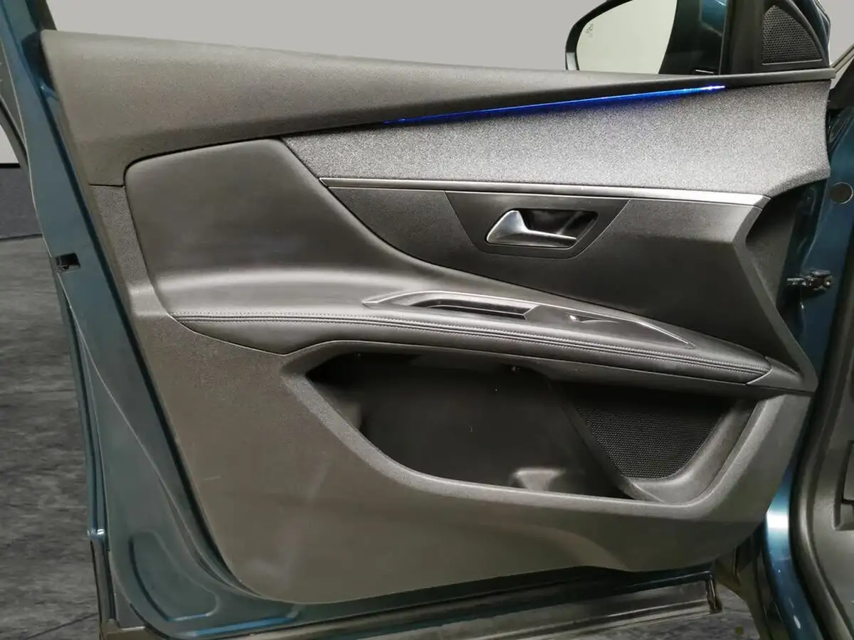 2019-peugeot-5008-suv-12-puretech-allure-big-25