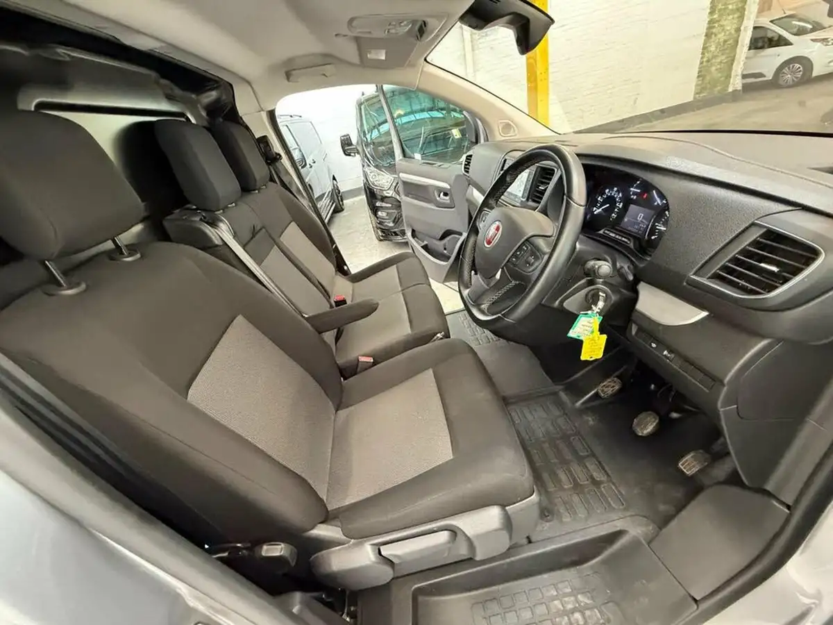 2022-fiat-scudo-20jtd-business-145hpeu6d-lwb-panel-big-49