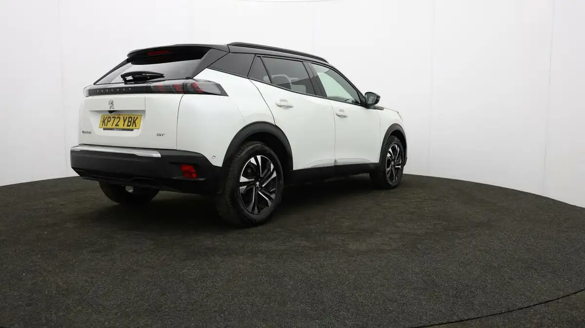 2021-peugeot-2008-suv-e-gt-big-76