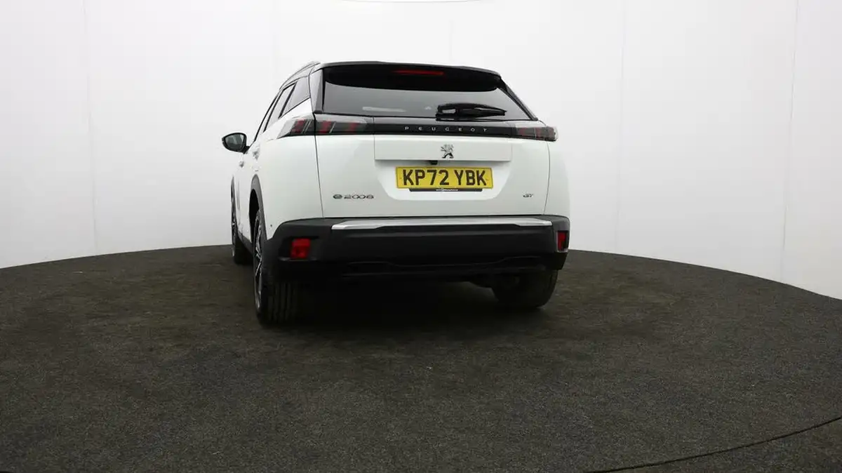 2021-peugeot-2008-suv-e-gt-big-72