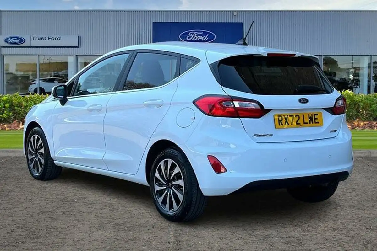 2022-ford-fiesta-10t-titanium-125ps-hybrid-mhev-powershift-big-1