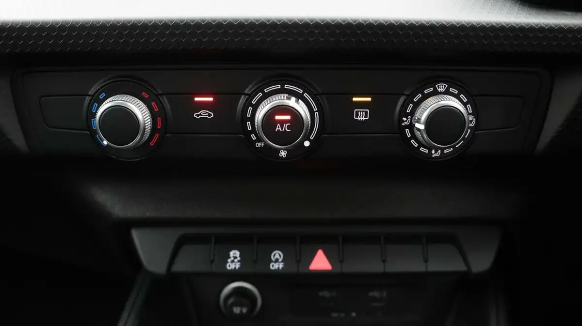 2022-audi-a1-10-25-tfsi-technik-s-tronic-big-12