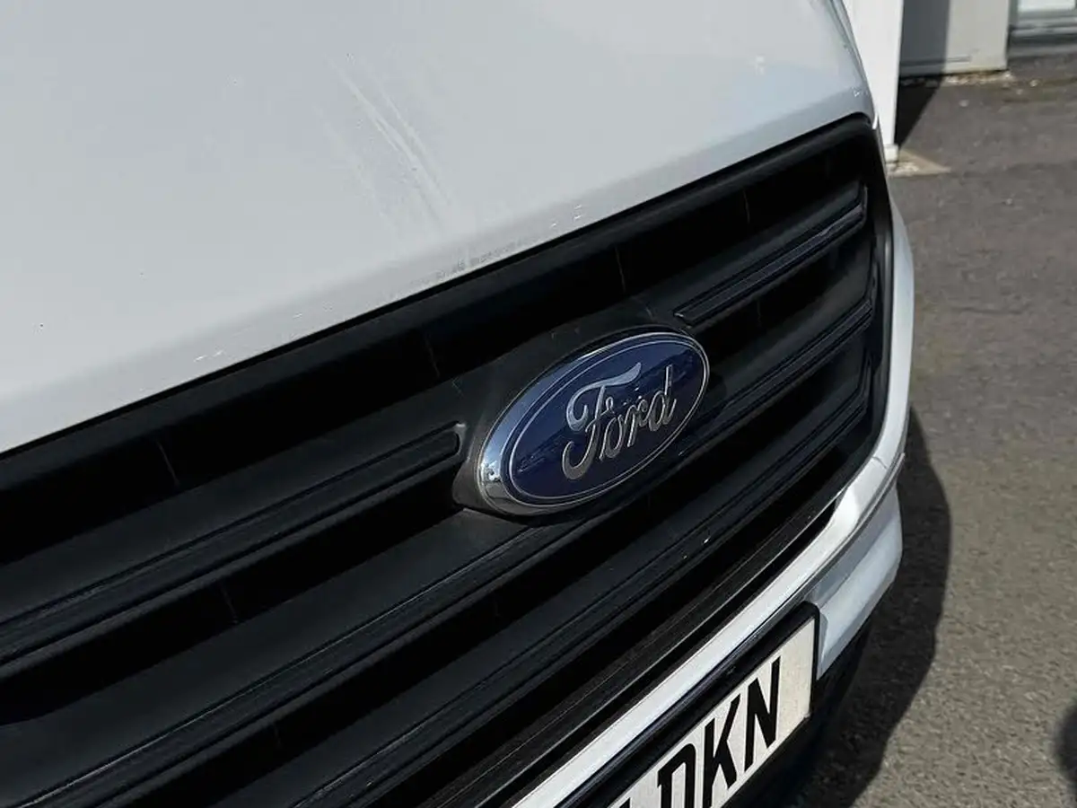 2021-ford-transit-custom-20tdci-300-l1h1-trend-105pseu6dt-panel-van-big-5