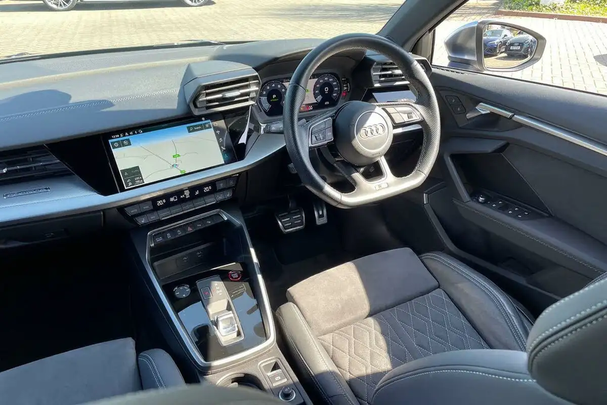 2022-audi-s3-20-tfsi-sportback-5d-big-37