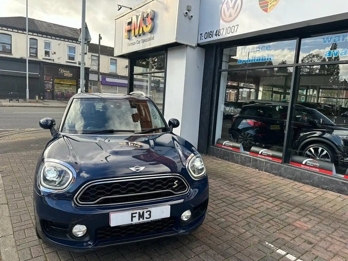 2017-mini-countryman-15-cooper-s-e-phev-ss-big-13