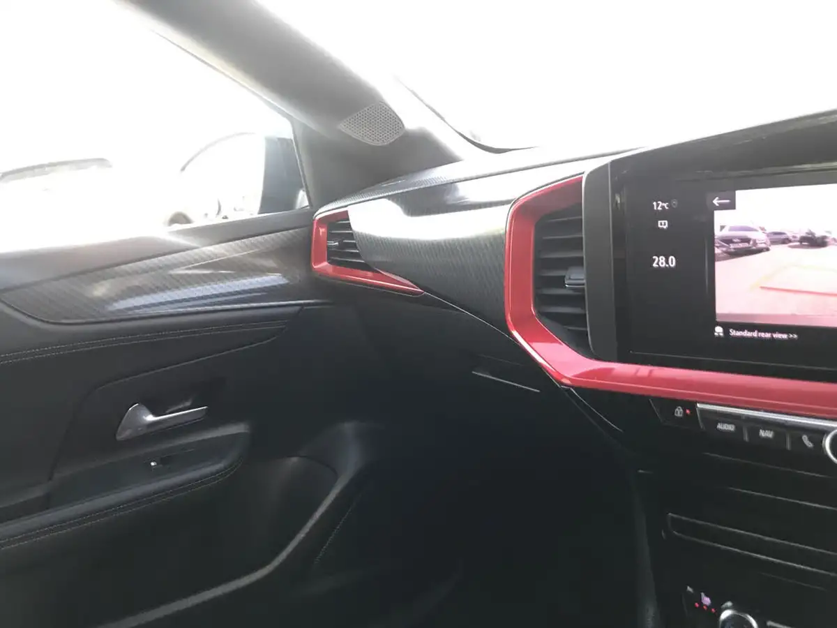 2023-vauxhall-mokka-e-gs-big-32