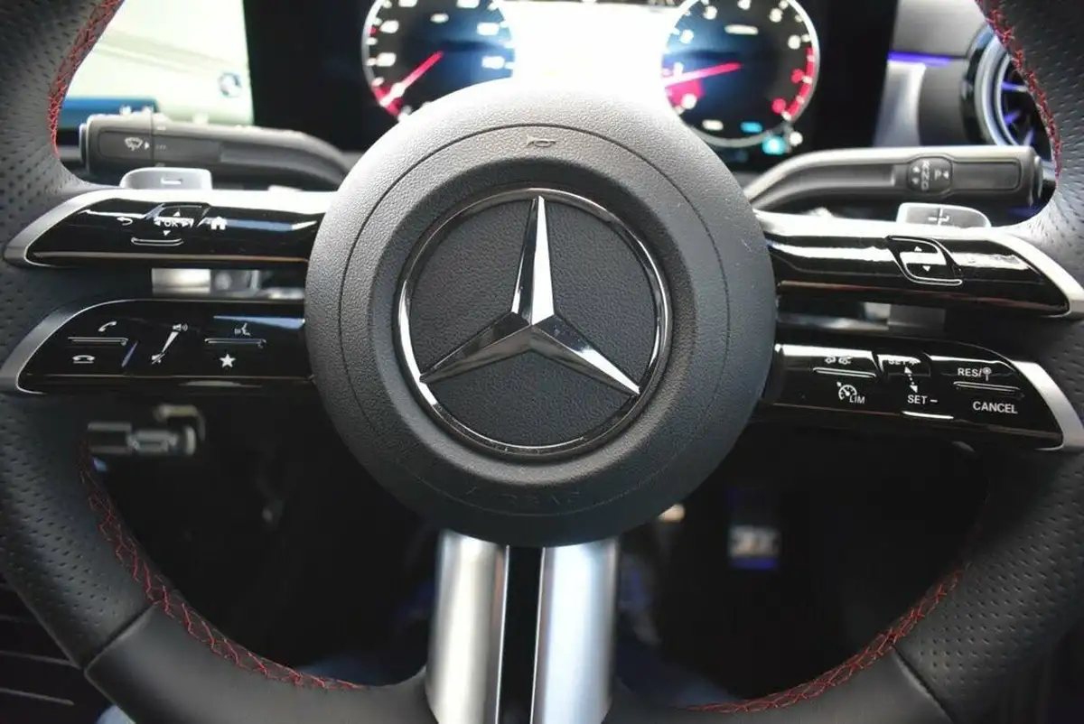 2023-mercedes-benz-cla-13-cla-200-amg-line-executive-coupe-4d-big-34