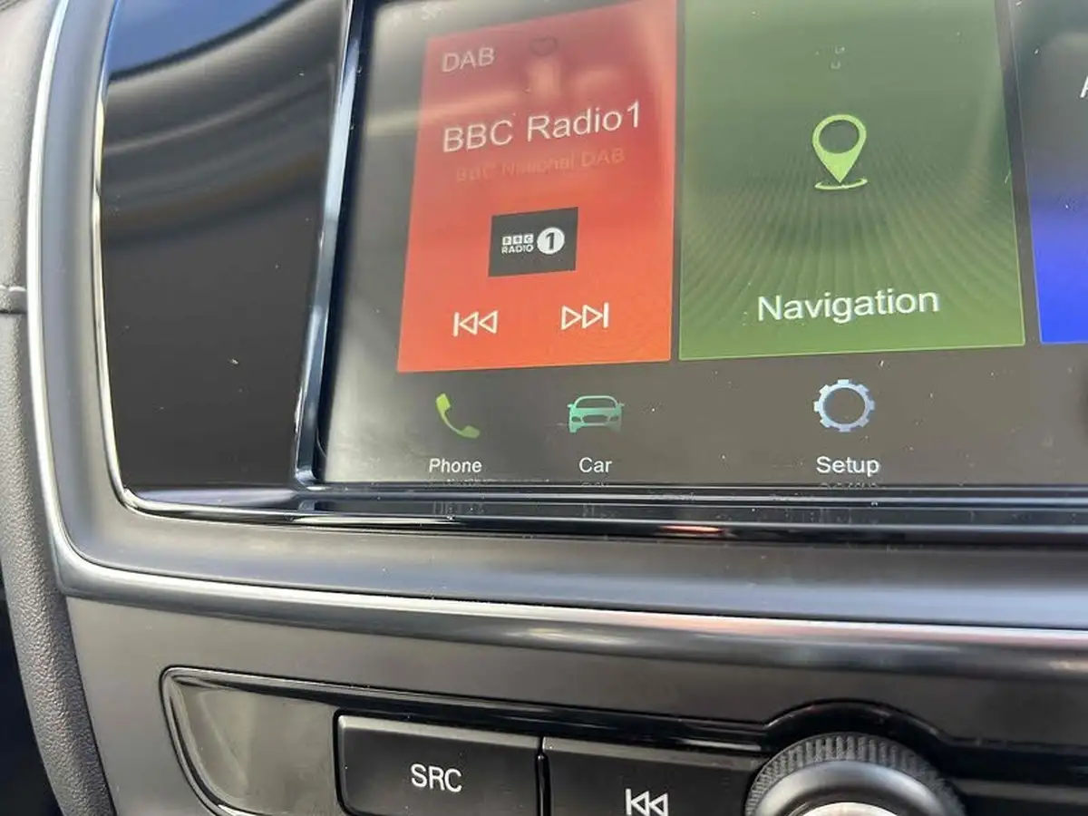 2020-mg-mg5-e-excite-ev-big-43