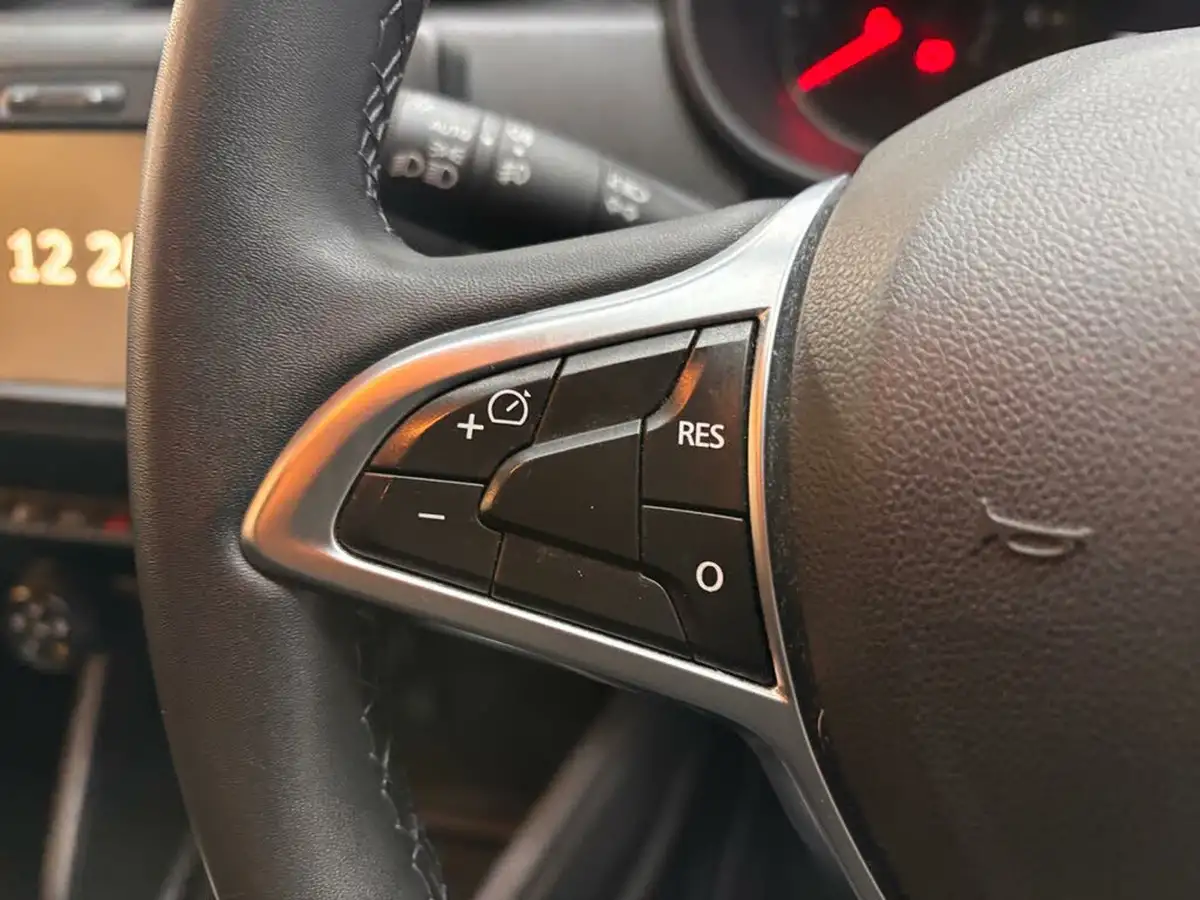2020-dacia-duster-10-tce-comfort-100bhp-ss-big-24